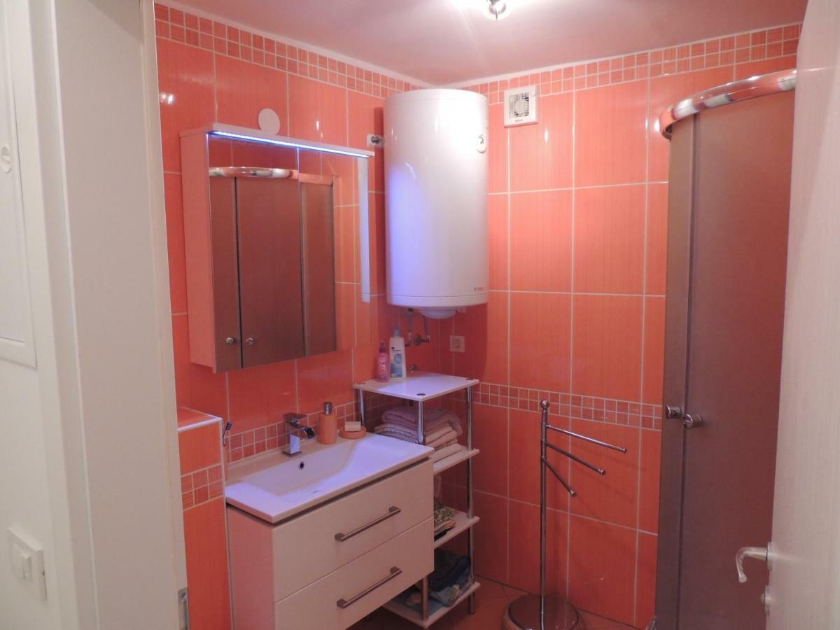 Apartma Apartment *